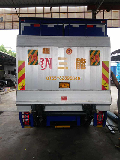 尾板合規操作指南，確保您的貨車安全與高效運輸